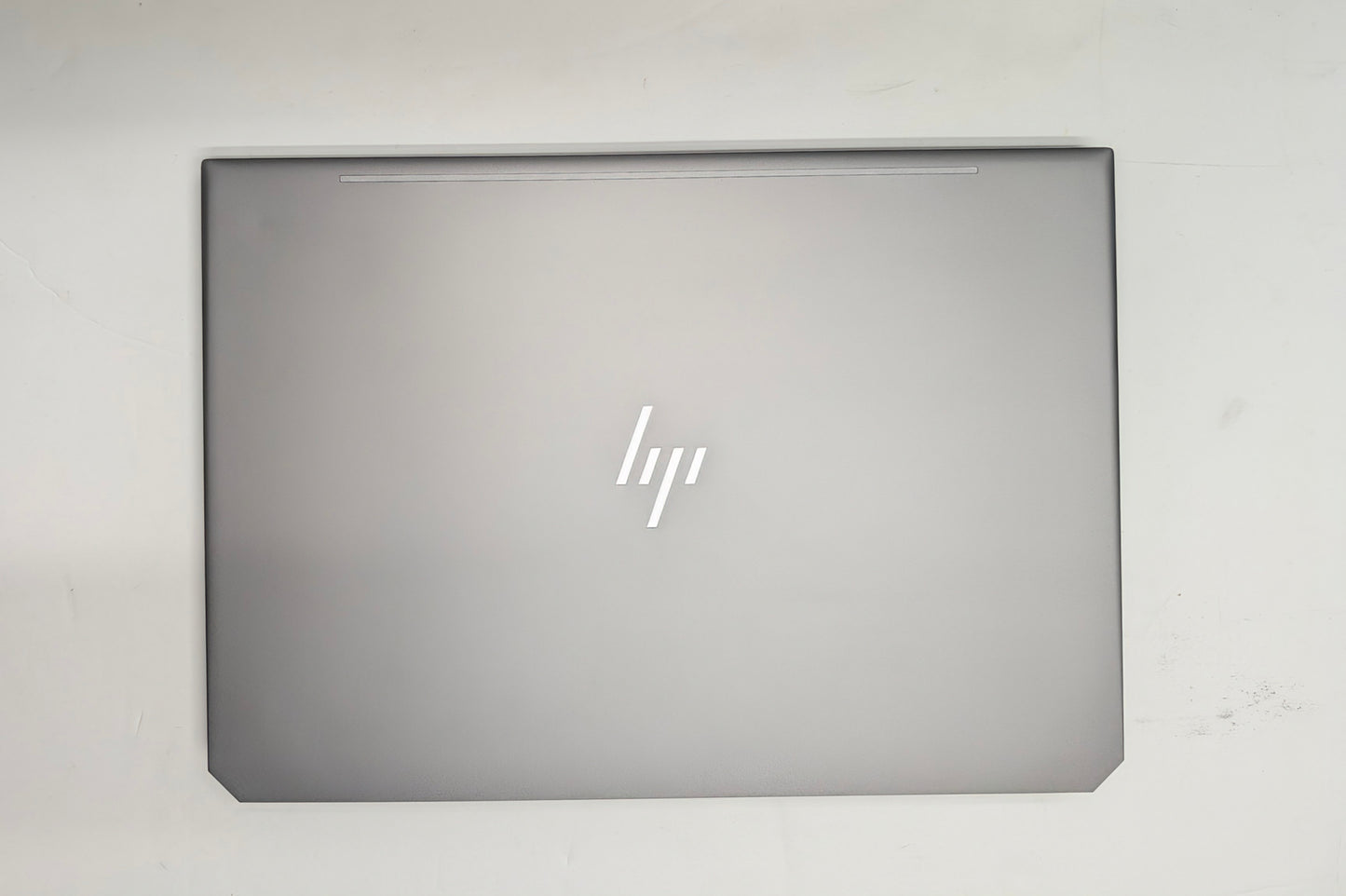 HP ZBook Studio G5 15.6' Mobile Workstation - Core i7 i7-9850H - 16 GB