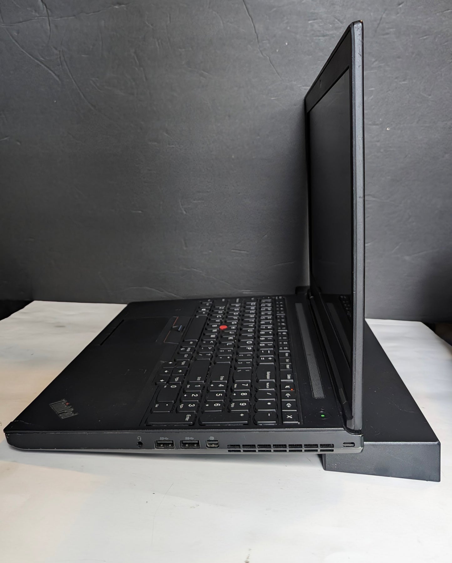 Lenovo ThinkPad P51 i7-7700HQ 16GB RAM 512GB NVMe SSD Laptop QUADRO M1200 + DOCK