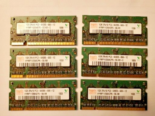 Lot of 6 1GB PC2 Laptop Memory Stick
