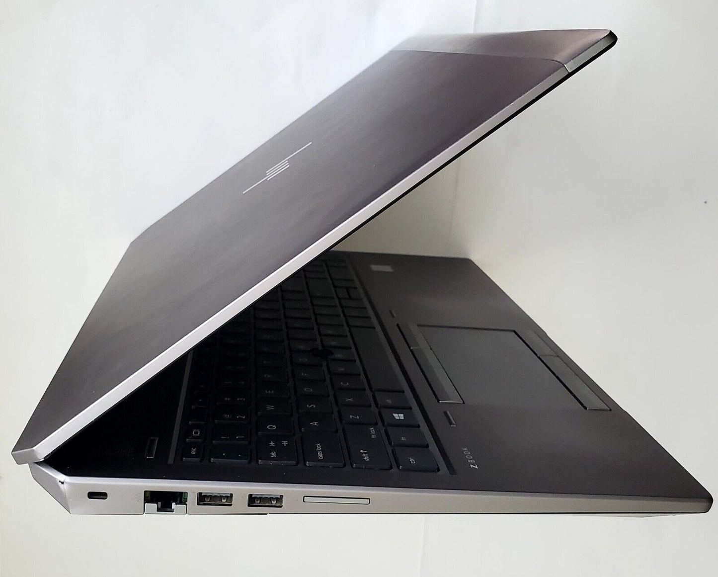 HP ZBOOK 15 G6 15.6" i7-9850H 32GB RAM 1TB M.2 SSD NVIDIA T1000 WIN11 1080P FHD