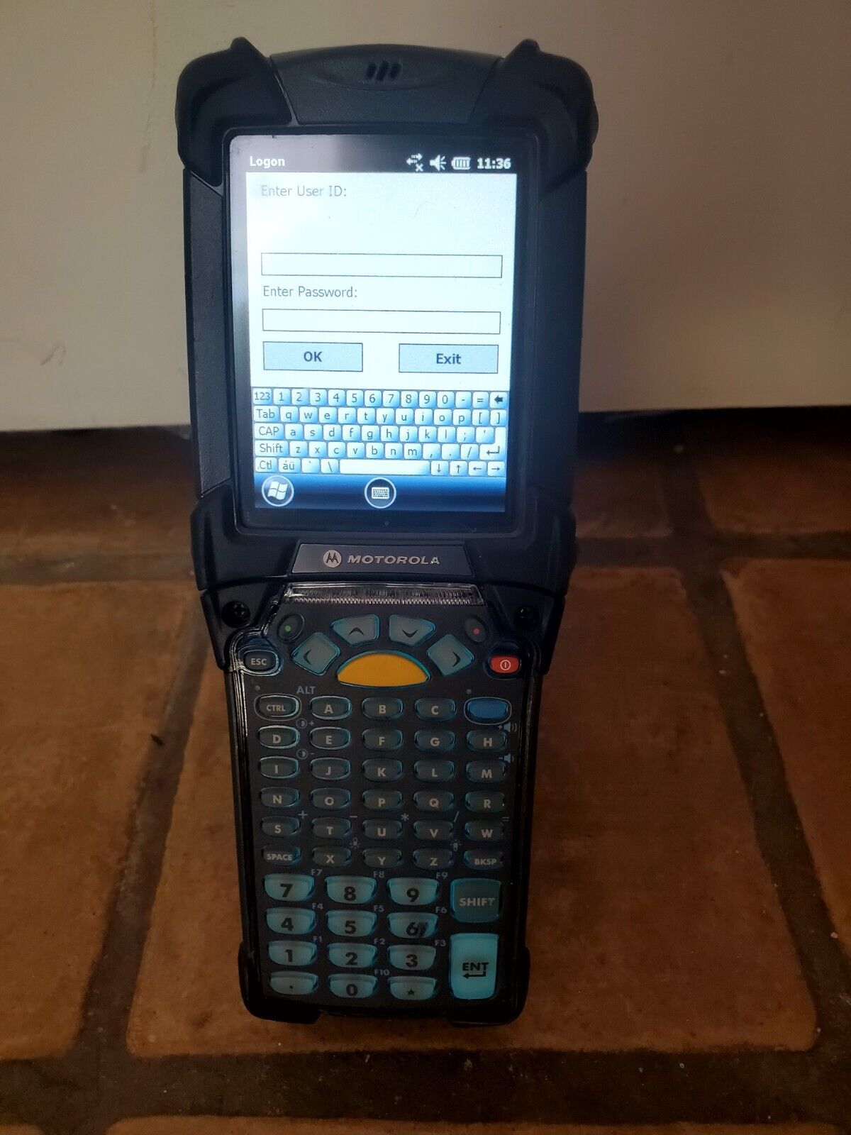 SYMBOL MOTOROLA MC9190 WIRELESS BARCODE SCANNER